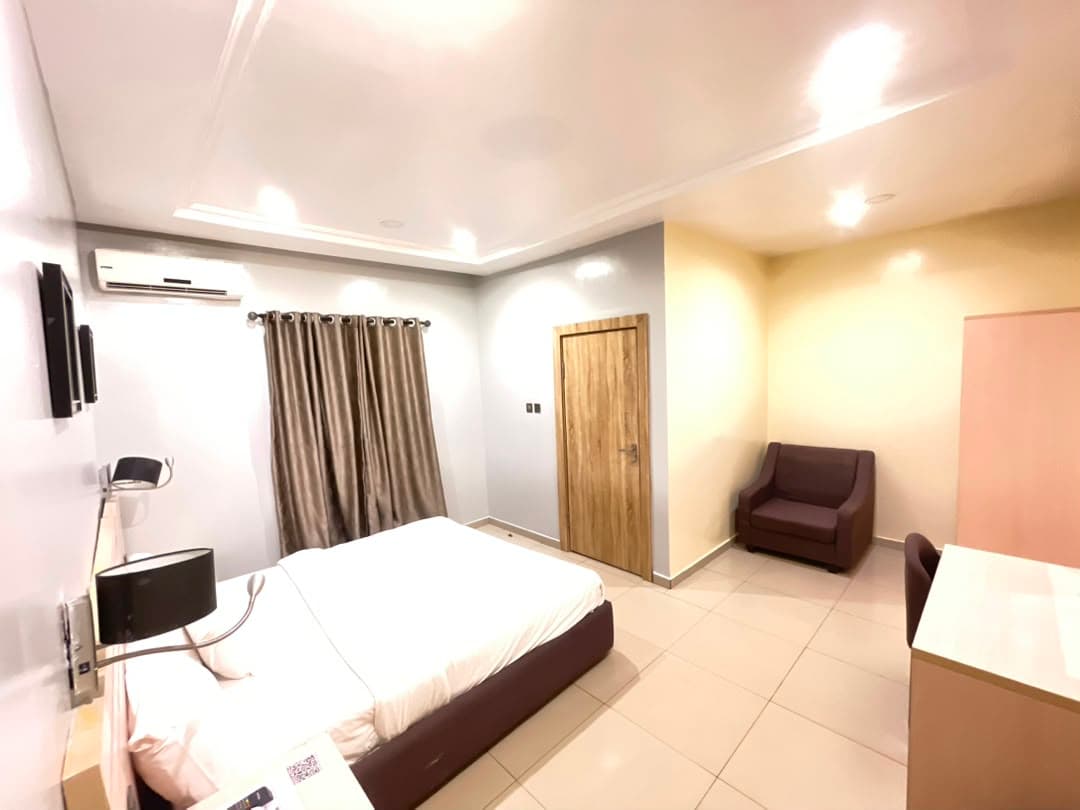 Executive Room