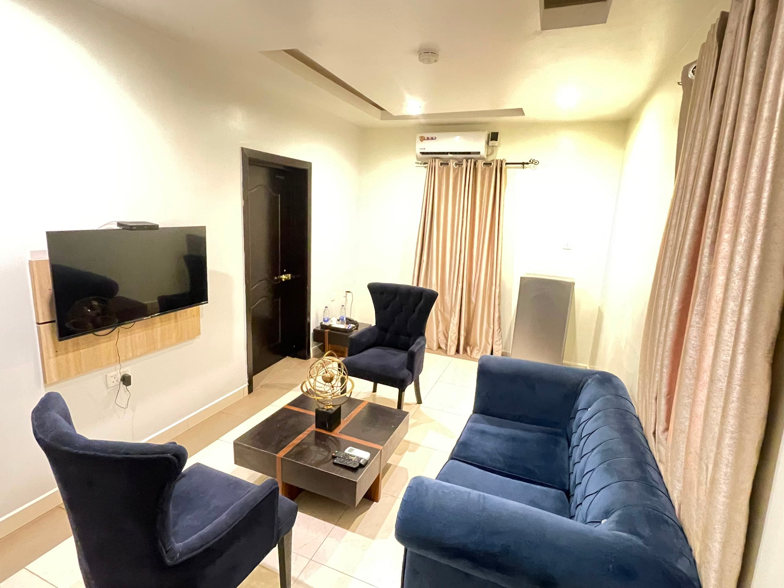 Kings' Suite