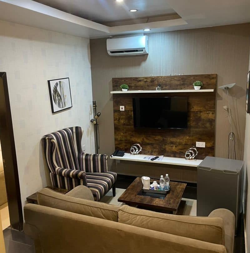 Albertville Luxury Rooms — 27