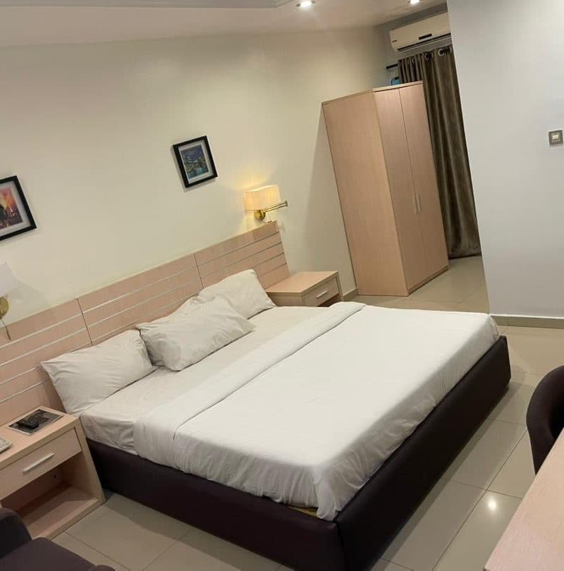 Albertville Luxury Rooms — 3