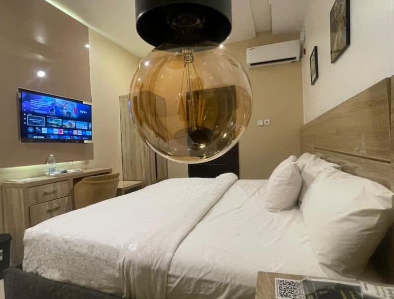 Albertville Luxury Rooms — 30