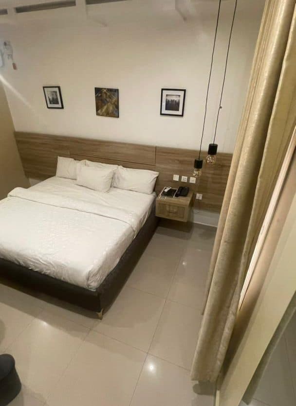 Albertville Luxury Rooms — 56
